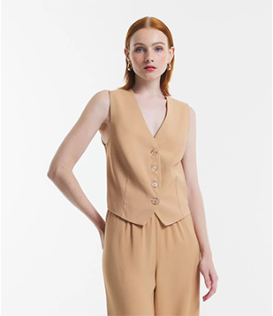 Colete Texturizado Em Viscose Com Botões Matizados Bege