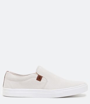 Tênis Slip On com Recortes e Etiqueta Aplicada Bege