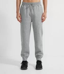 Calça Esportiva em Moletom