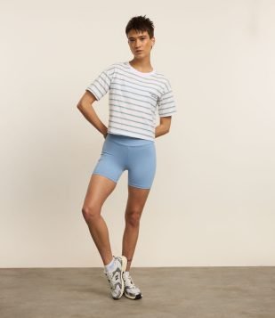 Camiseta Boxy Esportiva em Algodão com Estampa Listrada Branco e Azul