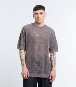 Camiseta Relaxed em Crochê com Estampa Lettering Cinza