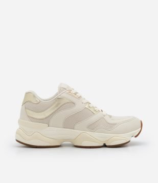 Tênis Jogging com Caixa Alta e Recortes Metalizados Off White