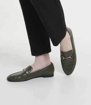 Sapato Loafer Com Textura Croco E Bridão No Cabedal Verde