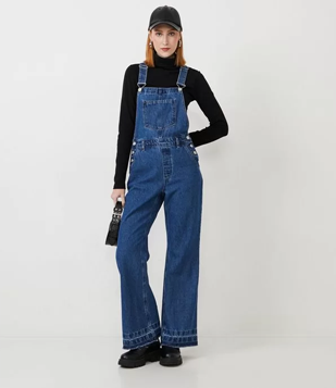 Macacão Wide Leg Em Jeans Com Bolsos E Botões Azul