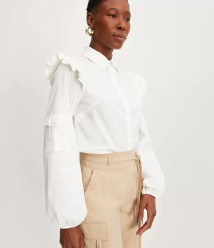 Camisa Em Tricoline Com Bolso Cargo E Babado Branc