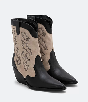 Bota Western Em Couro Com Cano Médio Preto