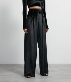 Calça Pantalona em Veludo com Cintura Alta e Pregas