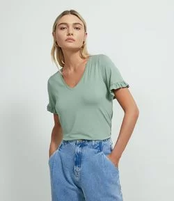 Blusa Manga Curta Sem Estampa com Babadinho e Decote V