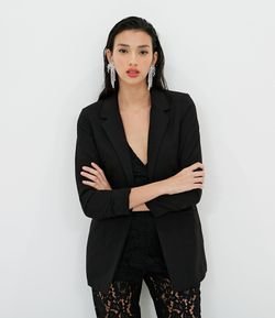 Blazer Alongado Alfaiataria em Crepe com Franzido na Manga