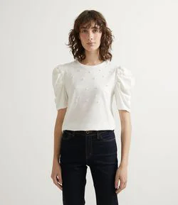 Blusa em Algodão com Mangas Curtas Bufantes e Aplicação de Pérolas