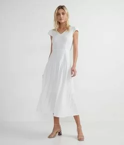 Vestido Midi Texturizado com Amarração nas Costas
