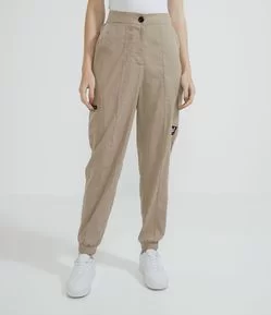 Calça Cargo com Etiquetas Aplicadas Space Jam