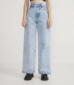 Calça Wide Leg Jeans com Pregas nos Bolsos