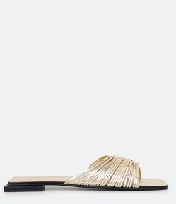 Sandália Rasteira em Couro e Multi-tiras