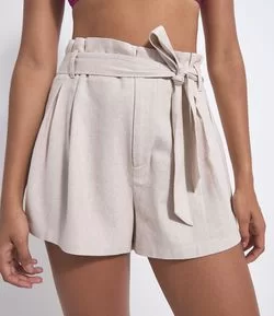 Short Clochard em Linho com Cinto Faixa