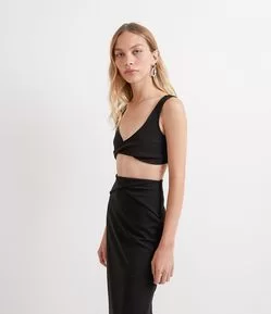 Blusa Cropped em Malha Crepe com Decote Torcido