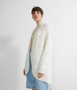 Cardigan Alongado em Tricô com Pontos Diferenciados