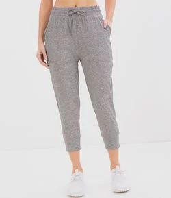 Calça Jogger Esportiva Lisa com Bolsos