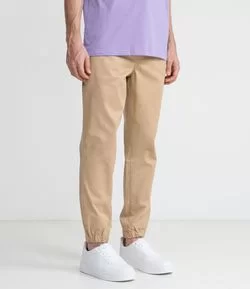 Calça Jogger em Sarja com Cinto