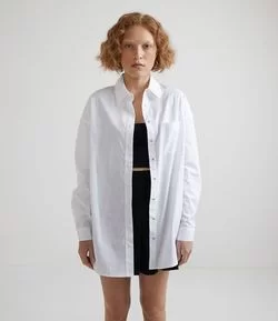 Camisa Alongada em Tricoline com Botões de Pressão