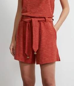 Short em Viscolinho Liso Mescla com Cinto Faixa