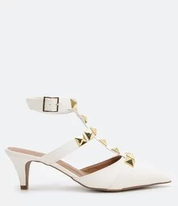 Sapato Bico Fino com Tachas Satinato