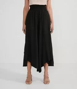 Calça Pantacourt com Perna Ampla Cós Elástico e Bolsos