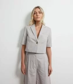 Blazer Curto em Oxford com Manga Curta e Bolsinho