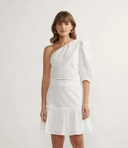 Blusa em Laise com Um Ombro Só e Manga Bufante