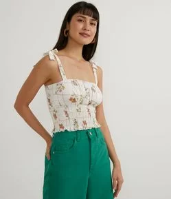 Blusa Regata Cropped em Viscose com Estampa Floral e Lastex na Cintura