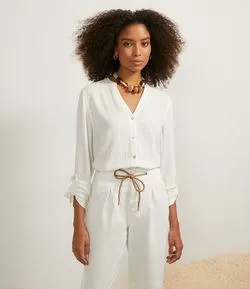 Camisa em Viscolinho com Manga Longa e Barra Mullet