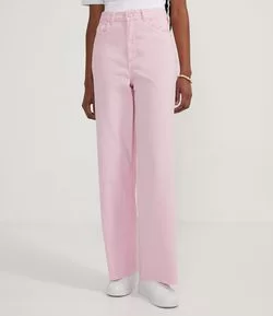 Calça Wide Leg em Sarja com Barra a Fio