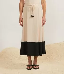 Saia Midi com Amarração na Cintura e Barra Contastante