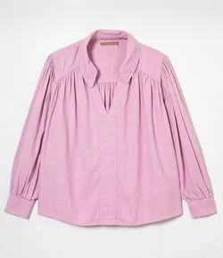 Camisa Manga Longa em Sarja com Decote V e Franzidos Curve & Plus Size