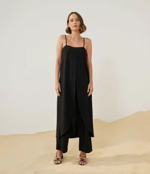 BLUSA TÚNICA ALONGADA EM VISCOSE COM ABERTUTA FRONTAL PRETO