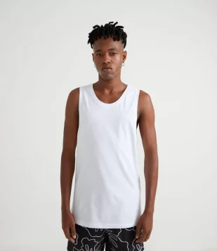 REGATA BÁSICA EM ALGODÃO BRANCO