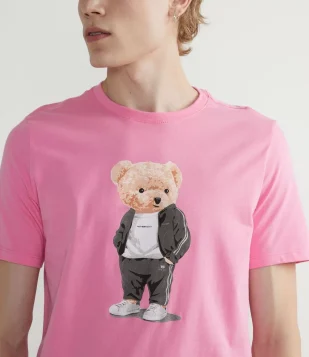 CAMISETA MANGA CURTA EM ALGODÃO COM ESTAMPA URSINHO MAROTO ROSA