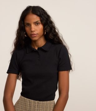 Blusa Básica em Ribana com Gola Polo Preto