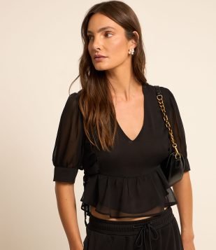 Blusa em Chiffon com Decote V com Recorte e Amarração na Cintura Preto