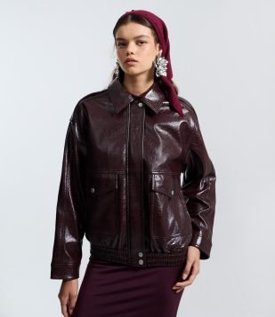 Jaqueta Bomber em PU Com Bolsos Frontais Bordô