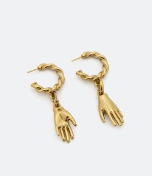 Brinco Argola em Metal Torcidinho com Pingente de Mão Dourado