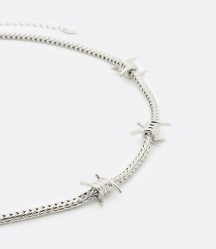 Colar Médio em Metal com Efeito Arame Farpado Prata