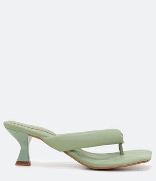  Sandália com Salto Médio e Tira Puffa Verde 