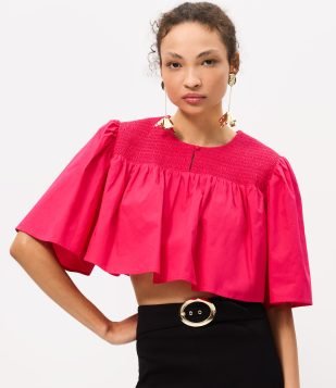 Blusa Cropped em Tricoline com Franzido e Manga Ampla Rosa