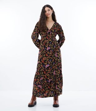  Vestido Longo em Viscose com Estampa Natureza Preto 