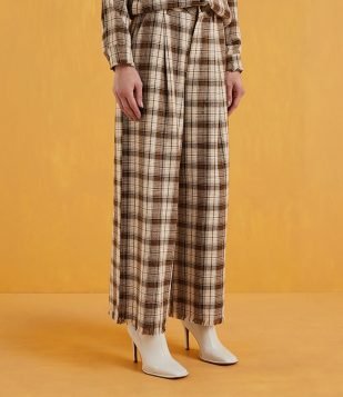  Calça Pantalona em Flanela com Estampa Xadrez Bege 