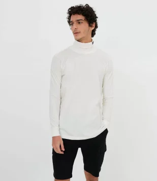 CAMISETA MANGA LONGA LISA COM GOLA ROLE BRANCO