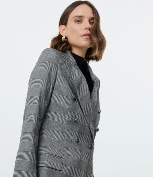 MATERIAL SUSTENTÁVEL BLAZER ALONGADO COM ESTAMPA XADREZ CINZA