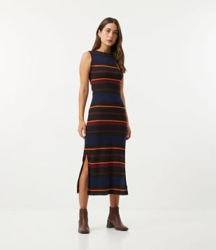 VESTIDO MIDI EM TRICÔ COM ESTAMPA LISTRADA E FENDA NA BARRA AZUL