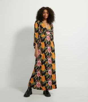 MATERIAL SUSTENTÁVEL VESTIDO MIDI EM VISCOSE ESTAMPA FLORAL COM MANGA BUFANTE PRETO